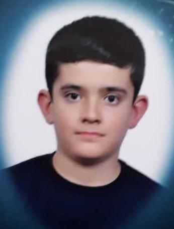 علی کوزه گران (دانش آموز)